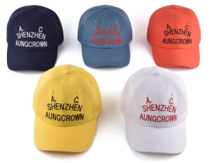 color curved brim baseball cap
