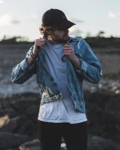 black baseball cap