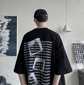 black baseball cap